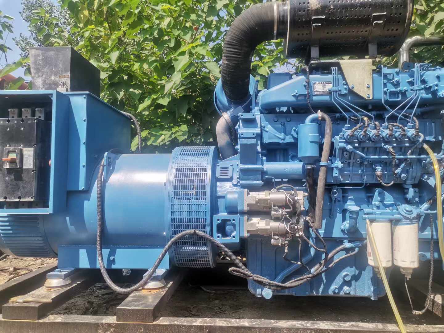 西盟详细说明降低 800kW 柴油发电机输出电流波动的方法