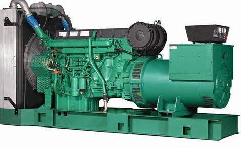 西盟发电机除垢后需要用清水冲洗水冷式机油散热器几次？